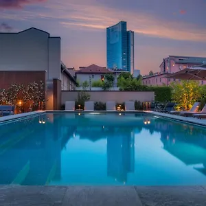 4* מלון Crowne Plaza By Ihg