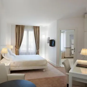 4* מלון Maison | Esperienze
