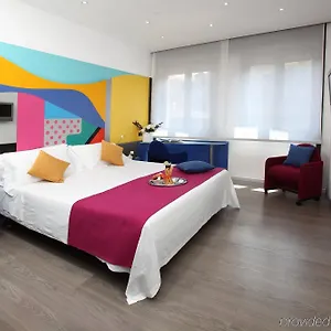 4* מלון Mediolanum